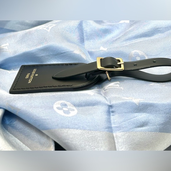 Louis Vuitton Black Leather Luggage Tag - Picture 5 of 9